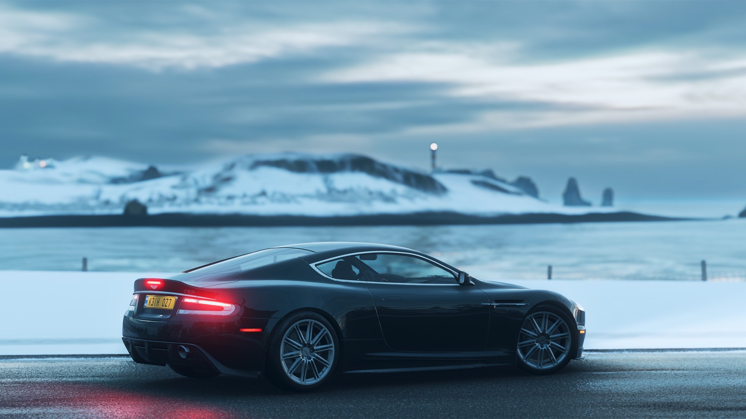 当翡冷翠染上红蓝，一场虚构友谊赛与梅西的时空救赎